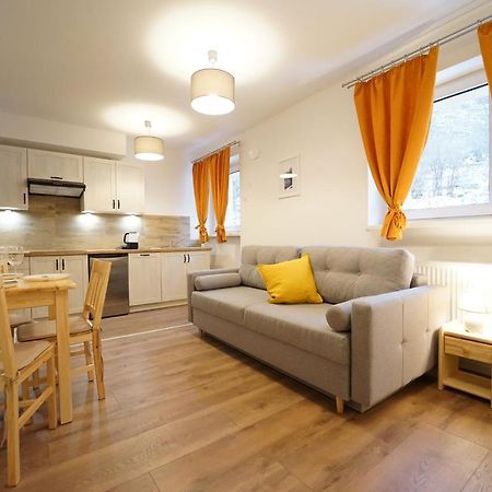 شكلارسكا بوريبا Apartamenty Everysky - Jeleniogorska 1A المظهر الخارجي الصورة